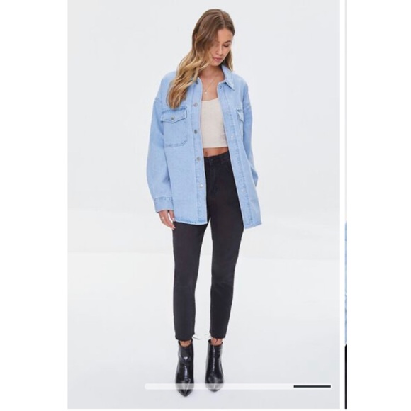 Forever 21 Denim Curved-Hem Shacket Size Small - Picture 9 of 11